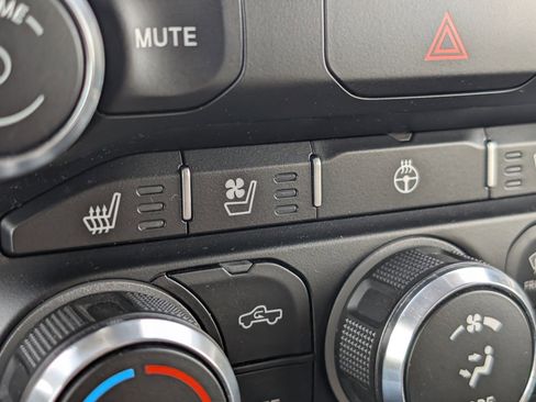 Used 2022 RAM 1500 Laramie image 23