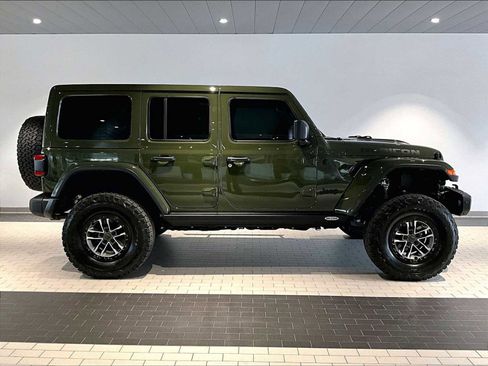 Used 2024 Jeep Wrangler Unlimited Rubicon 4xe image 11