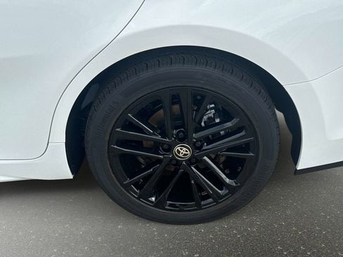 New 2026 Toyota Camry SE image 10