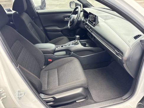 Used 2023 Honda HR-V Sport image 33