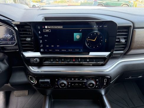 Used 2025 Chevrolet Silverado 1500 High Country w/ Technology Package image 22