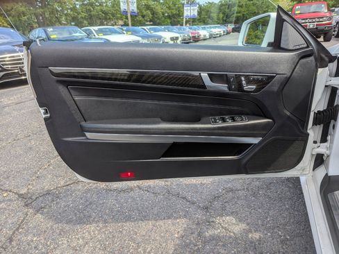 Used 2016 Mercedes-Benz E 400 4MATIC Coupe image 11