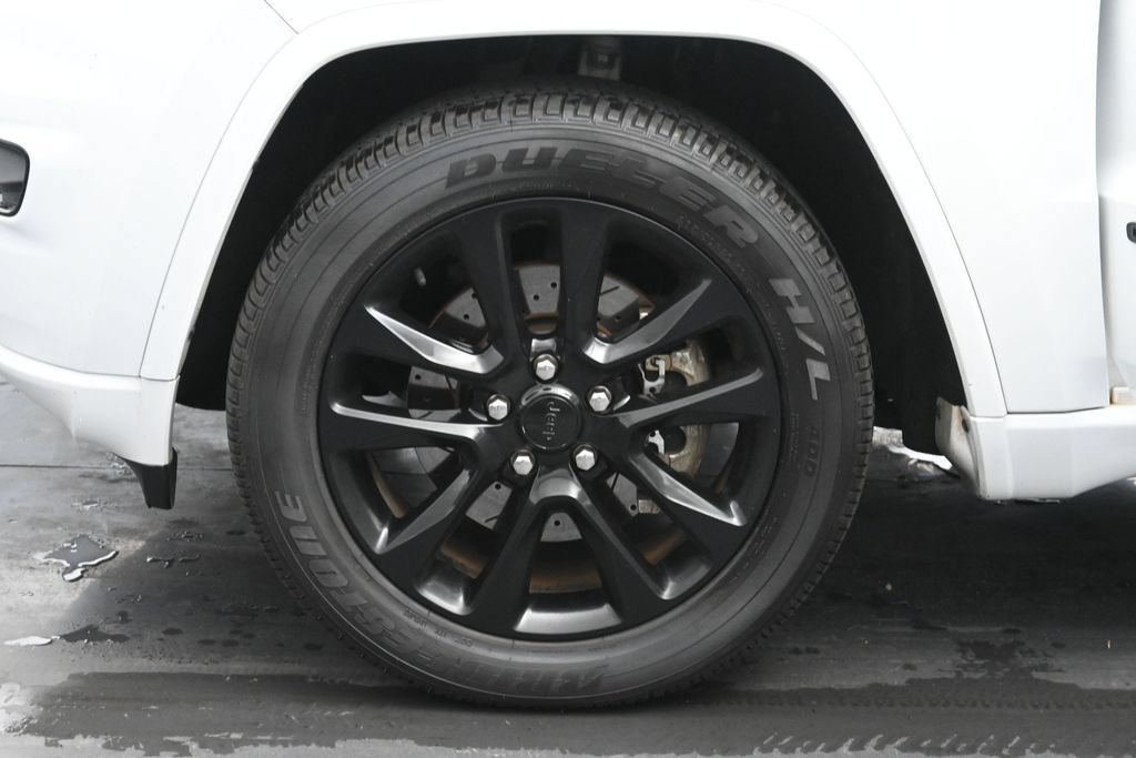 Used 2021 Jeep Grand Cherokee Laredo X AWD/4WD image 31