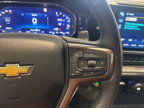 Certified 2022 Chevrolet Silverado 1500 High Country w/ Technology Package image 32