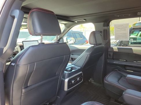 Used 2023 Ford Expedition Limited RWD image 9