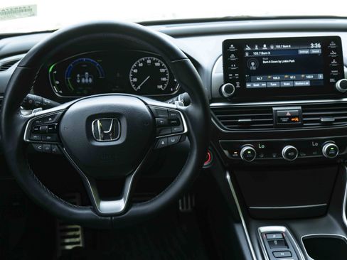 Used 2022 Honda Accord Sport image 16