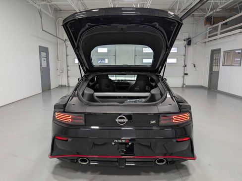 Used 2024 Nissan Z NISMO w/ Floor Mat Package image 35