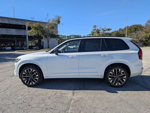 New 2026 Volvo XC90 B6 Ultra w/ Protection Package Premier image 3