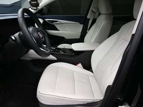 Used 2025 Buick Envision Avenir AWD/4WD image 12