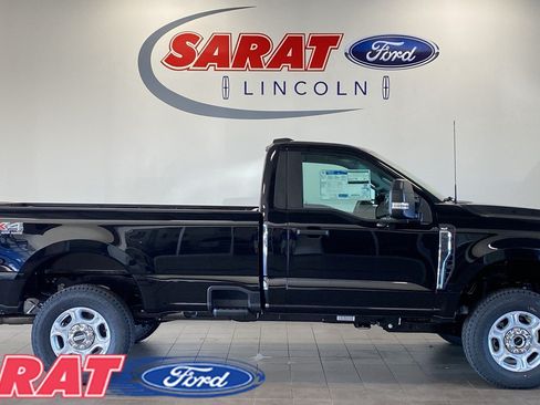 New 2026 Ford F350 XLT w/ FX4 Off-Road Package AWD/4WD image 1