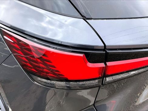 Used 2025 Lexus RX 350 Premium w/ Accessory Package (Z1) image 25