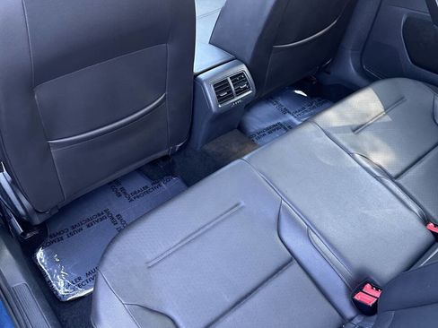 Used 2015 Volkswagen Golf TDI S image 21