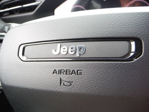 New 2026 Jeep Cherokee Laredo AWD/4WD image 38