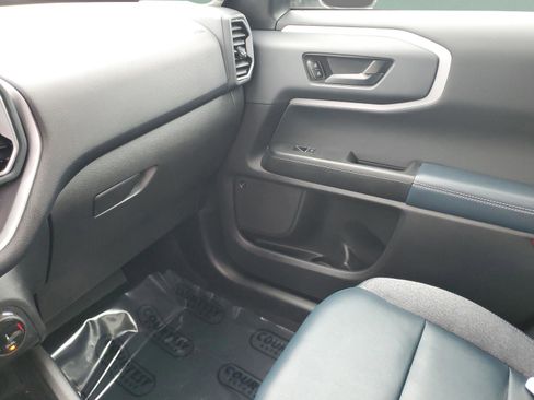 Used 2023 Ford Bronco Sport Outer Banks w/ Tech Package image 23