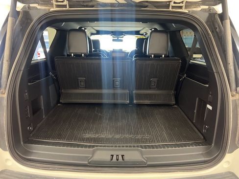 Used 2024 Ford Expedition Max Platinum image 10