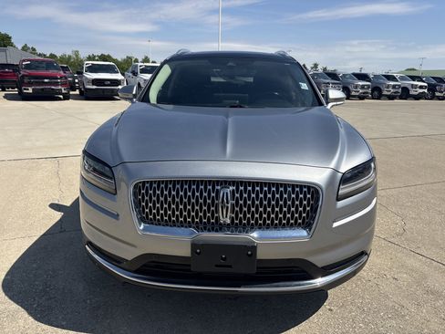 Used 2021 Lincoln Nautilus Reserve w/ Equipment Group 201A FWD image 4