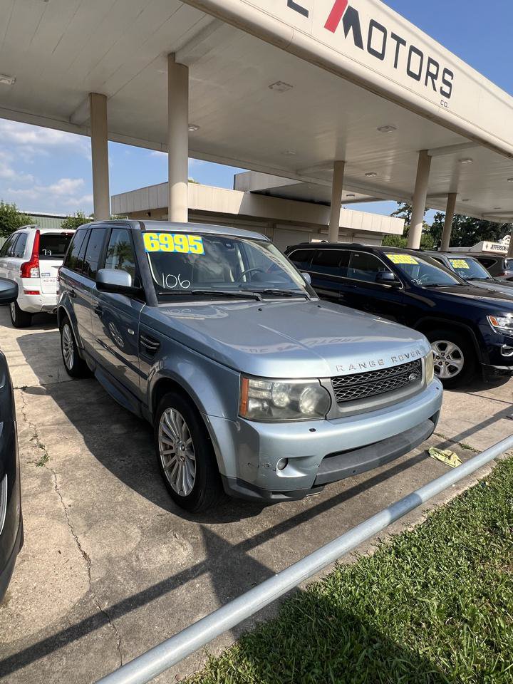 Used 2011 Land Rover Range Rover Sport HSE AWD/4WD image 2