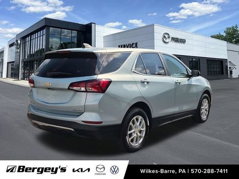 Used 2022 Chevrolet Equinox LT AWD/4WD image 6