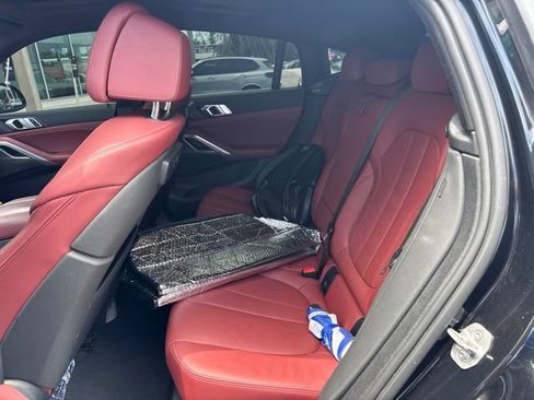 Used 2022 BMW X6 xDrive40i w/ Luxury Seating Package AWD/4WD image 14