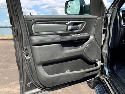Used 2022 RAM 1500 Big Horn AWD/4WD image 23