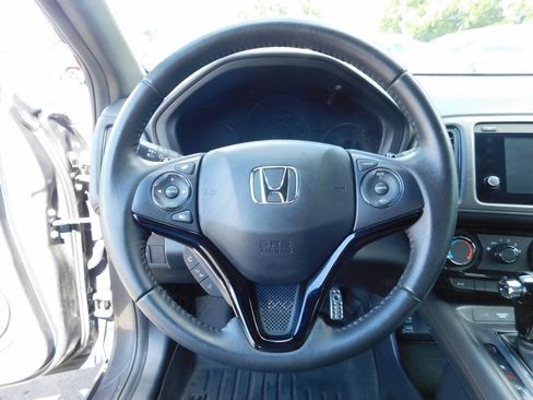 Used 2020 Honda HR-V Sport image 8
