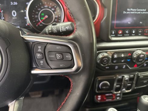 Used 2021 Jeep Wrangler Unlimited Rubicon image 12