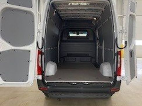 New 2025 Mercedes-Benz Sprinter 2500 image 7