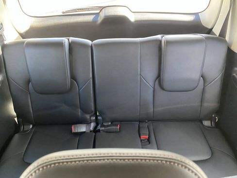 Used 2024 Nissan Armada Platinum w/ Cargo Package image 32