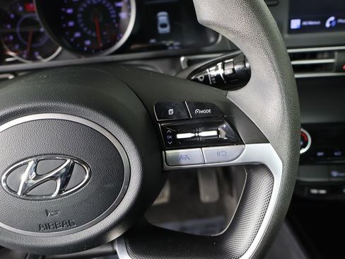 Used 2023 Hyundai Elantra SEL image 35