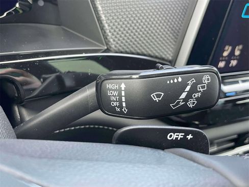 New 2026 Volkswagen Atlas Cross Sport SEL Premium R-Line image 24