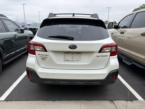 Used 2019 Subaru Outback 2.5i Limited AWD/4WD image 5