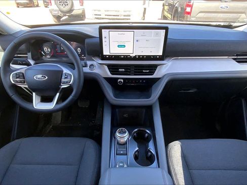 New 2026 Ford Explorer Active image 5