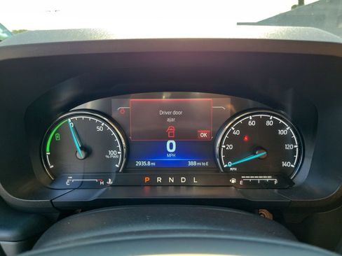 Certified 2024 Ford Maverick Lariat image 25