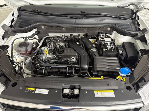 Used 2024 Volkswagen Taos SE FWD image 27