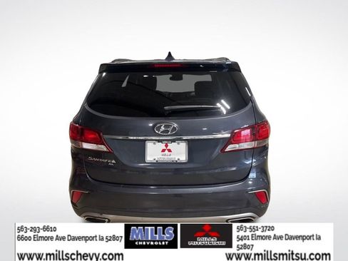 Used 2019 Hyundai Santa Fe XL SE image 6