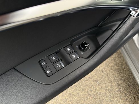 Used 2023 Audi A6 2.0T Premium w/ Convenience Package image 20