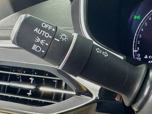 Used 2023 Acura MDX FWD image 12