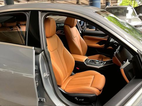 Used 2023 BMW i4 eDrive35 w/ Premium Package RWD image 8