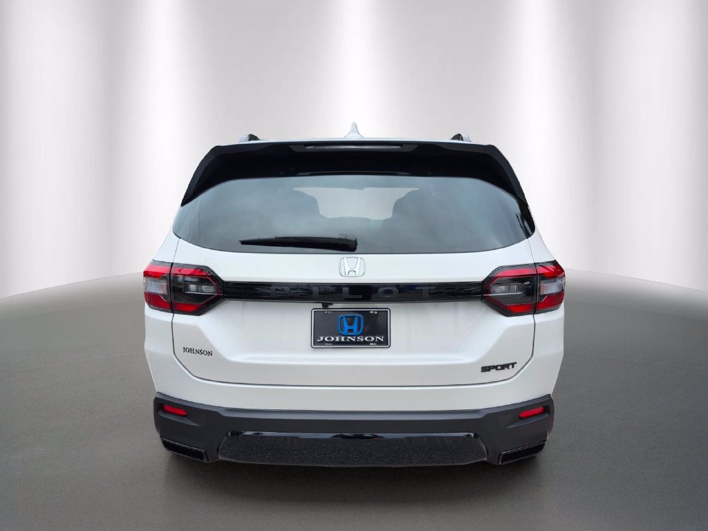 New 2026 Honda Pilot Sport image 5