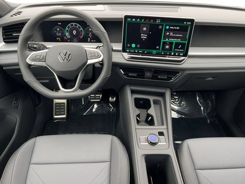 New 2026 Volkswagen Tiguan SE R-Line AWD/4WD image 5