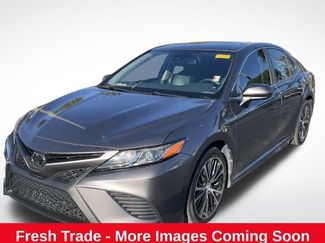 Used 2019 Toyota Camry SE video 1