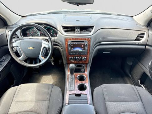 Used 2014 Chevrolet Traverse LT w/ All-Star Edition FWD image 18