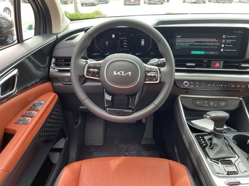 New 2026 Kia Carnival SX FWD image 13