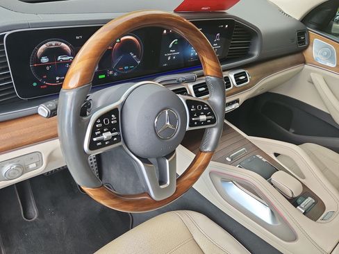 Used 2020 Mercedes-Benz GLS 580 4MATIC image 12