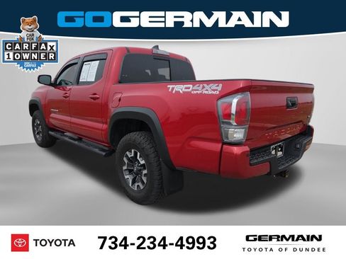 Used 2021 Toyota Tacoma TRD Off-Road w/ Technology Package AWD/4WD image 11