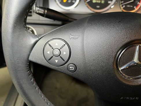 Used 2011 Mercedes-Benz C 300 4MATIC Sedan image 26