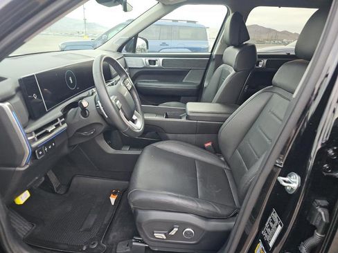 Used 2025 Hyundai Santa Fe Limited AWD/4WD image 3