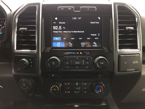 Used 2016 Ford F150 XLT w/ Equipment Group 302A Luxury image 21