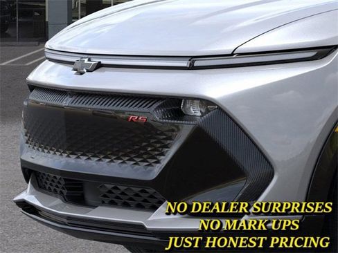 New 2026 Chevrolet Equinox EV RS image 13