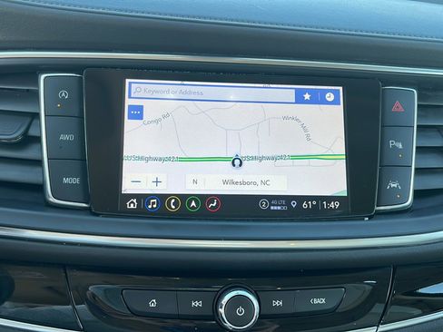 Used 2023 Buick Enclave Avenir w/ Avenir Technology Package image 20